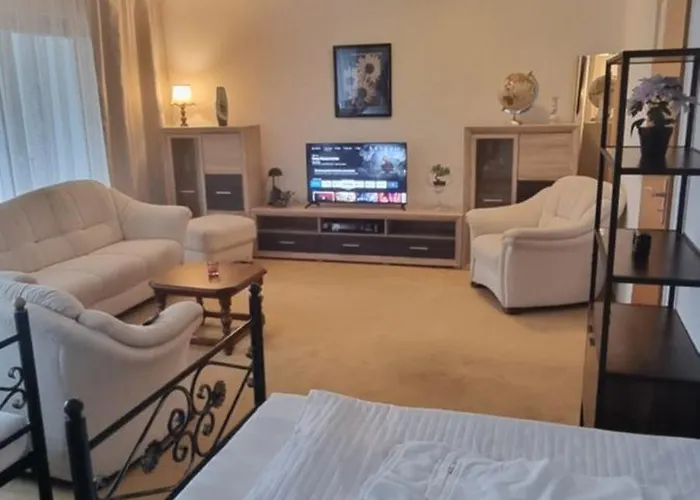 Bookiing Kassel דירה *